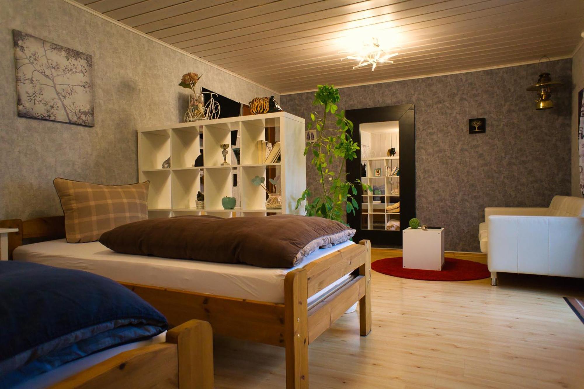 Gemuetliche Wohnung Mit Neckarblick เอเบอร์บาค ภายนอก รูปภาพ